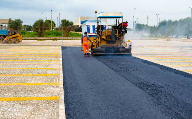 Best Commercial Driveway Pavers  in Sweet Springs, MO
